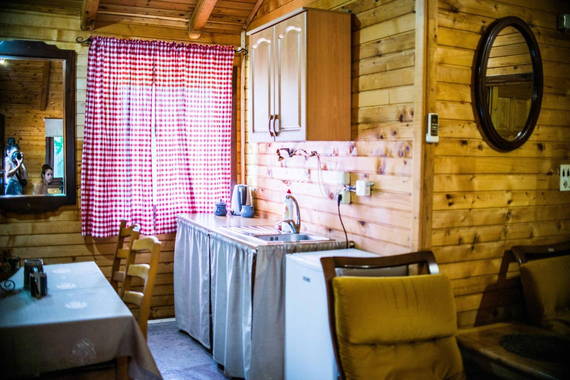 Wooden Village Resort Ponari エクステリア 写真
